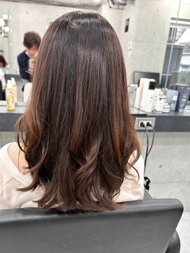 エンディアリング 東銀座(Endearing) ★レイヤーカット イメチェン 美髪 ホワイトブロンド