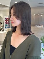ミズチャーム(Ms.CHARM)&nbsp;顔周りカット/レイヤーカット/縮毛矯正/オリーブグレージュ
