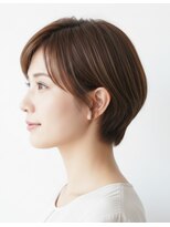 レウナ 外苑前(Reuna)&nbsp;【30代40代50代】カットで決まる大人可愛いひし形ショート