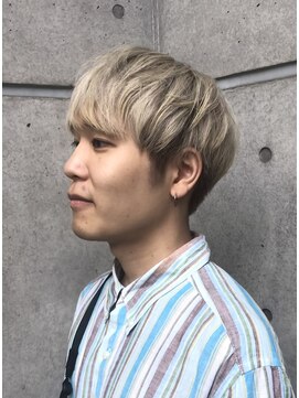 金子美容室 ハイトーンマッシュ