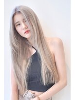 ニューヨークニューヨーク なんば道頓堀店(NYNY)&nbsp;ロングレイヤー/ホワイトベージュブロンド