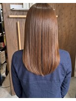 零秒女髪 千里丘店&nbsp;上品な艶髪まとまりミディアムストレートカラー髪質改善艶感