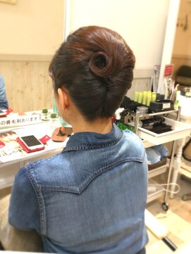 エクリ 麻布十番(equri) お着物にオススメ♪　夜会巻き/ヘルシースタイル/アースカラー