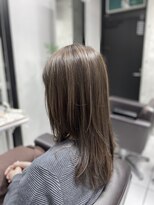 キイヒ(kiihi) 白髪を活かすハイライト