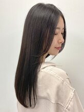 【髪のクセ・うねる髪も自然な仕上がリ♪】弱酸性ストレートで髪に優しく、艶＆手触りUP！でクセが伸びる☆