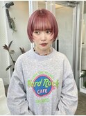 ピンクベージュ