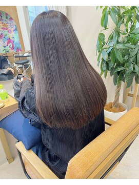 ウェルク(welc) 黒髪グレーベージュレイヤーロング前髪パーマアッシュブラック