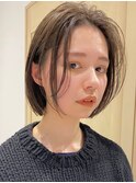 顔周りレイヤーカットグレージュカラーくびれボブショートカット