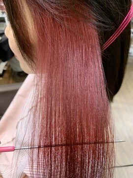 ヘアーデザインルアナ(Hair design Luana.) イヤリングカラー チェリーレッド