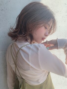 モアナ バイ ラナ 甚目寺店(MoanA BY LANA) 大人かわいい/ヨシンモリ/美髪/シルキーベージュ/前髪カット