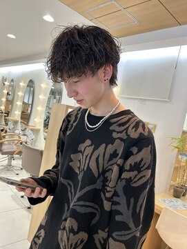 ヴァンメン ヴァンカウンシル 金山(VANMEN VAN COUNCIL) ツイスパウェーブパーマ×マッシュウルフ