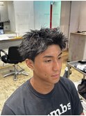 無造作アップバングショート