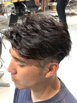 エリマ 調布(elima) 調布メンズカット刈り上げアップバングショートニュアンスパーマ