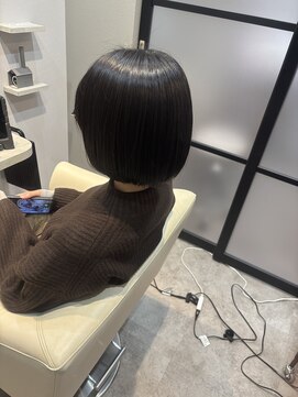 ルーム 大通店(ROOM) 丸みボブ×縮毛矯正