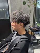 スタッド 松戸(stud. Men‘s)&nbsp;縦落ちで魅せるツイスパ強め
