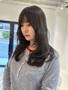 ニール 名古屋 伏見 丸の内(NEELU) 【NEELU_yuna】オリーブグレージュ×レイヤー