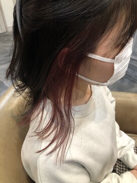 モワ 仙台(Mois) インナーカラーレッドブラウン髪質改善似合わせカットイメチェン