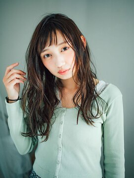 スタリー(Starry) グロッシーロング20代/30代/40代/ハレマチ通り