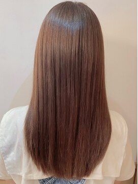 ユキオグループ グラン(yg GRAN) 20代30代40代艶感ストレートアッシュグレージュ透明感ロング