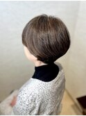 丸みショート/白髪ぼかし/ベージュハイライト/ヘアマニキュア