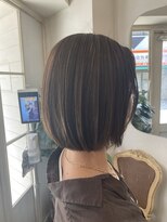 アミュレ(Amule)&nbsp;肩上ボブ細めハイライトヘーゼルグレージュ美シルエットボブ