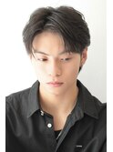 □ブルーブラックフェザーパーマ刈り上げセンターパート