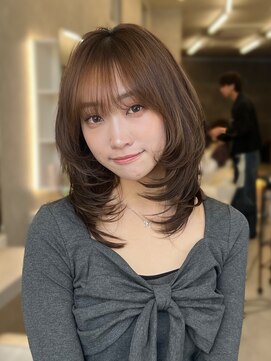 オムニス 表参道(Omnis) ざくざくレイヤーハッシュカット表参道くびれミディアムレイヤー