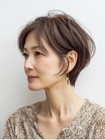 ハーツ(Heart's)&nbsp;ミセスショート×白髪ぼかしカラー３０代４０代５０代６０代