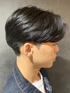 ニコ トウキョウ ヨコハマ(nico) メンズセンターパートウルフセンターパートニュアンスパーマ襟足