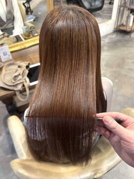 モワ 仙台(Mois) 美髪縮毛矯正で自然なストレートへ