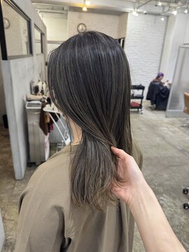 ヘアーワークスヴィクサス 諫早店(HAIR WORKS VIXUS) グラデーションハイライトカラー