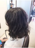 切りっぱなしロブにデジタルパーマで夏スタイル