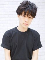 ミーティア バイ クアトロ(Meteor By QUATRO) ツーブロックショート×黒髪パーマ