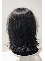 マリオ(mario)&nbsp;透け黒アディクシーカラー×シンプル切りっぱなしボブ