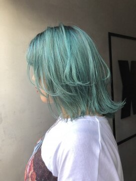 ジーナ(XENA) ホワイトブルー