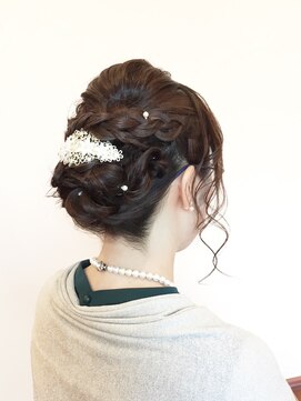 グラースアンジュ(旧:アンジュ浦和西口ワシントンホテル店) パーティヘアアレンジ☆アップスタイル