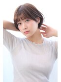 耳掛け×小顔ショートボブ 丸みショート