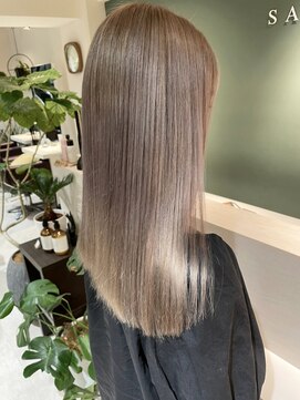 サラジュ 梅田店(SARAJU) saraju ヒラノ　グレージュ