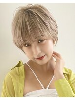 イヴォークトーキョーオーサカ(EVOKE TOKYO osaka)&nbsp;ハイトーン×抜け感ショート