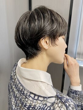 ハルキ ミナト ジャパン オオサカ(HARUKI MINATO japan OSAKA) 30代40代50代小顔似合わせカットくびレイヤーエモージュ大人可愛