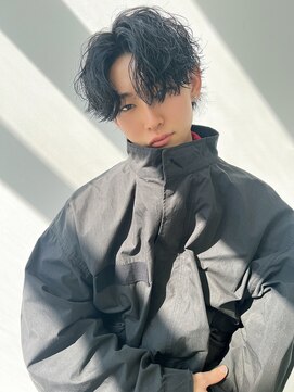 ロンド クラン 岡崎(Lond Clan) ツイストスパイラル/センターパート/スパイラルパーマ