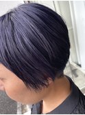 ネイビー＋紫カラー　襟足刈り上げショート