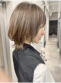 横顔も可愛いミディアムウルフ　ボブウルフ　ウルフカット