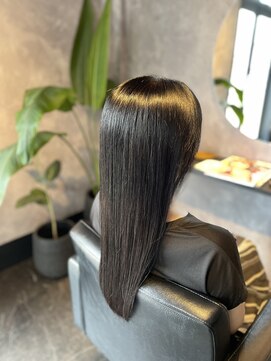 チリン(Chillin’___) ダークブラウン