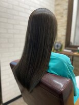 アトリエナガノ(atelier nagano) ニュアンスカラー/センターパート/ツヤ髪スタイル/ブルージュ