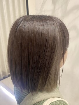 エレノア 新宿西口店(Eleanor) グレージュインナーカラー