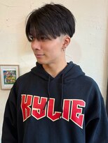 タイクーン(TYCOON)&nbsp;メンズセンターパート/メンズ刈り上げカット