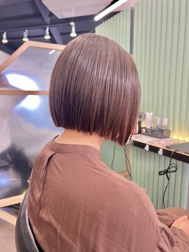 ロナ 岡崎竜美丘店(RONA) 切りっぱなし/ヘイリーボブ/タッセルボブ/丸くならないボブ