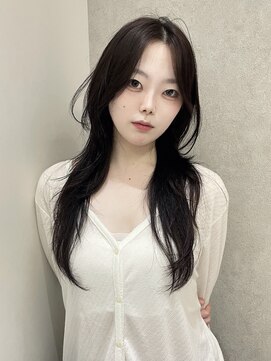 ジーナ 福岡天神(Zina) 韓国ヘア/ハイレイヤー/レイヤーカット/Zina福岡天神