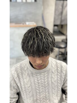 ゆるめツイスパ×ホワイトメッシュ